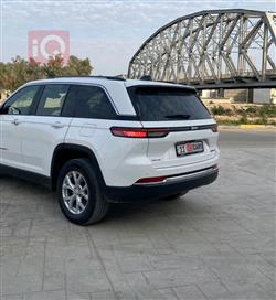 جيب جراند شيروكي